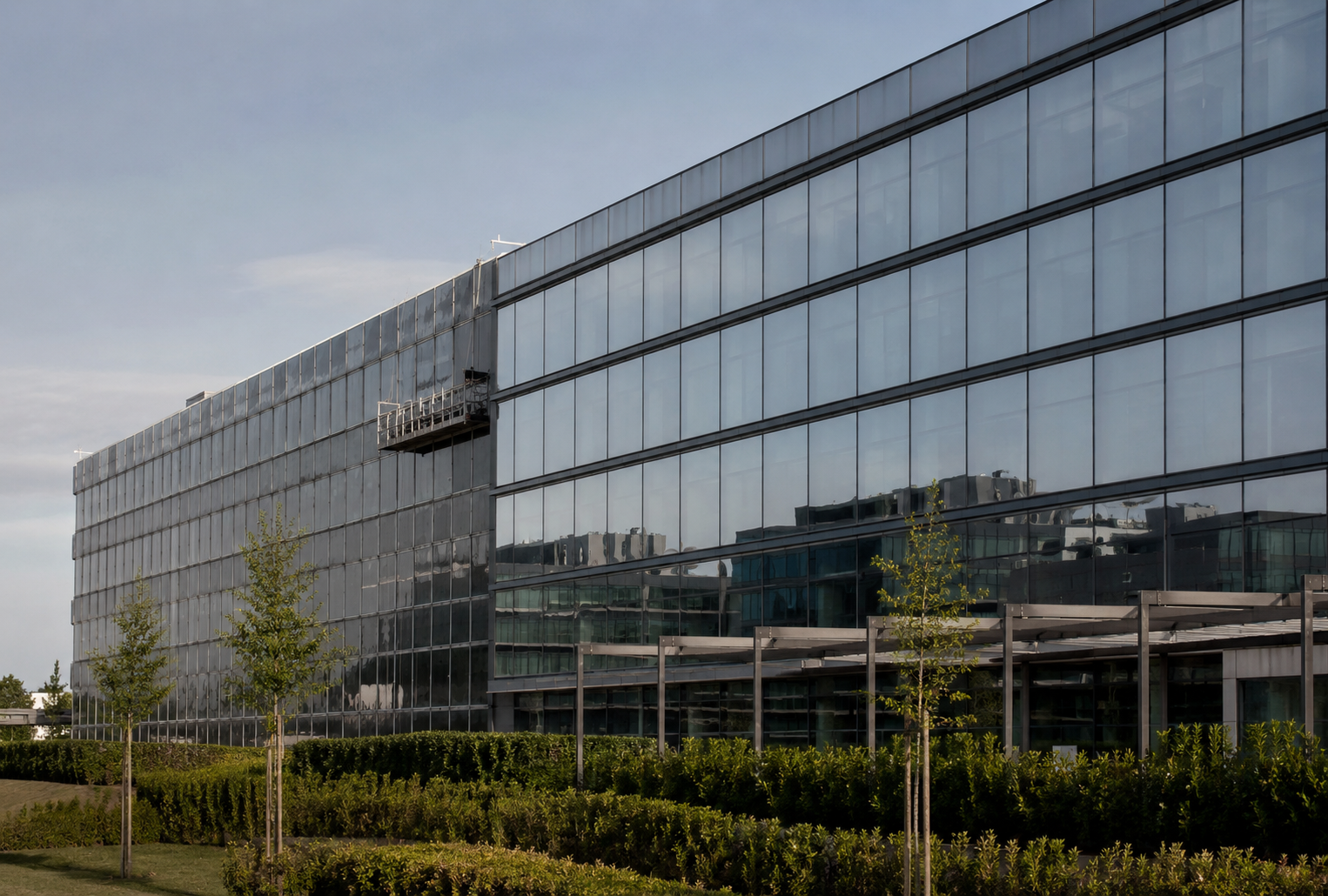 Large office renovation project in Oeiras
